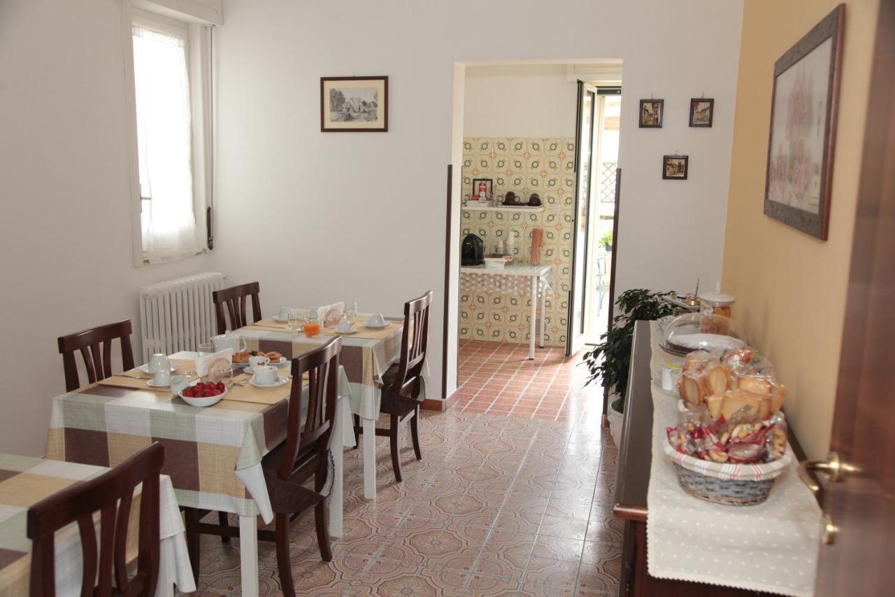 B&B Amèlie Lecce Esterno foto